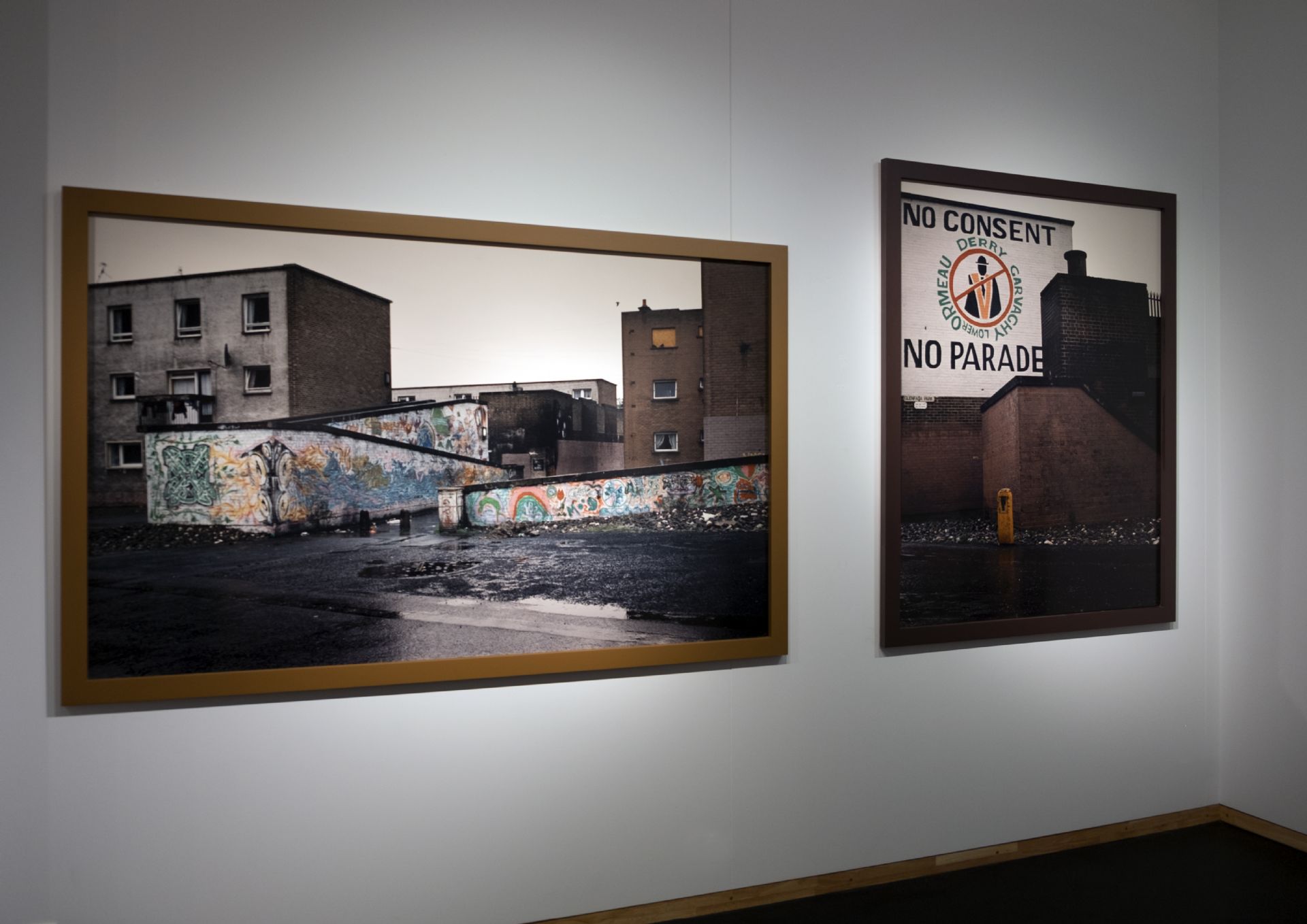 -Exposition WALLS/STREETS
